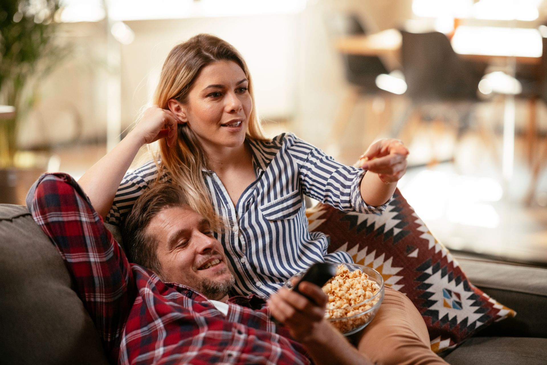 christmas traditions for couples at night