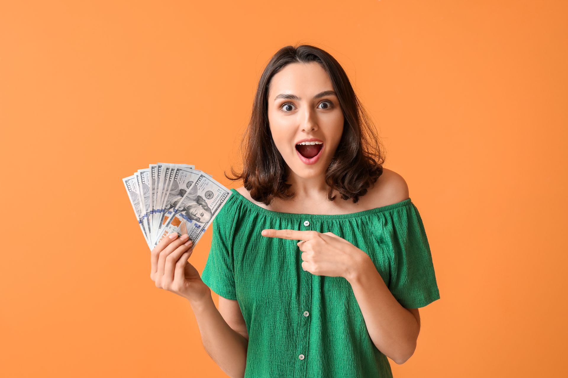 websites where rich people give free money
